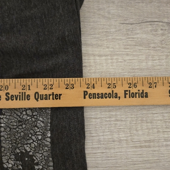 Luke Bryan Dark Gray Kill The Lights Tour T shirt Adult Size Small Concert 2016 - Picture 3 of 5